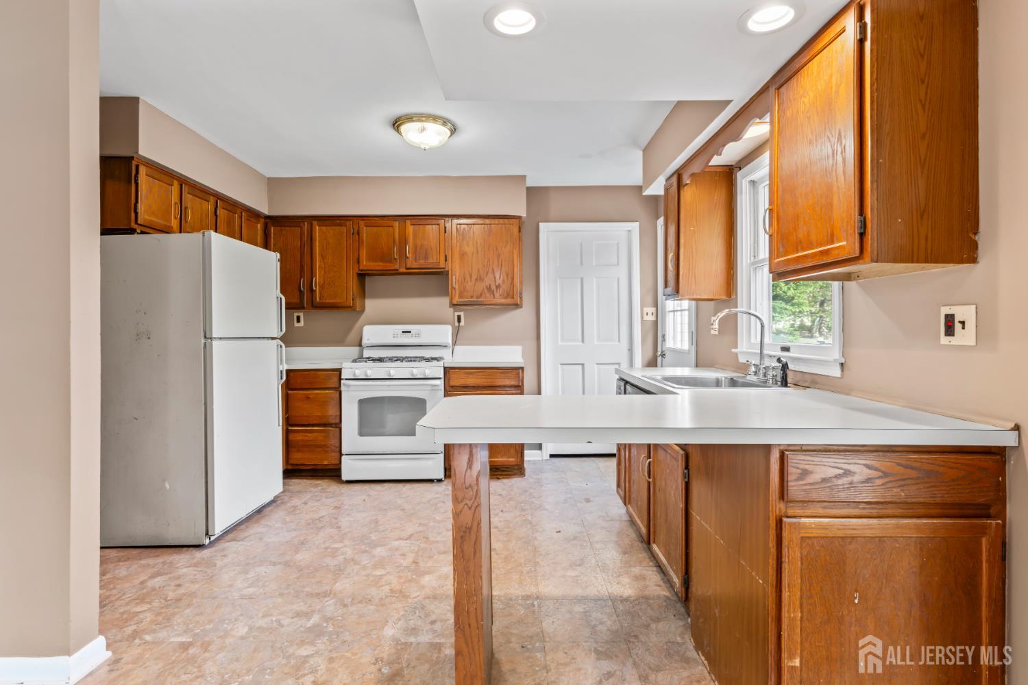 76 9th Street, Middletown, NJ, 07718 image 9