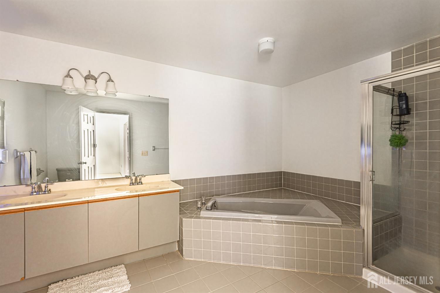328 Lunar Road, Piscataway, NJ, 08864 image 6