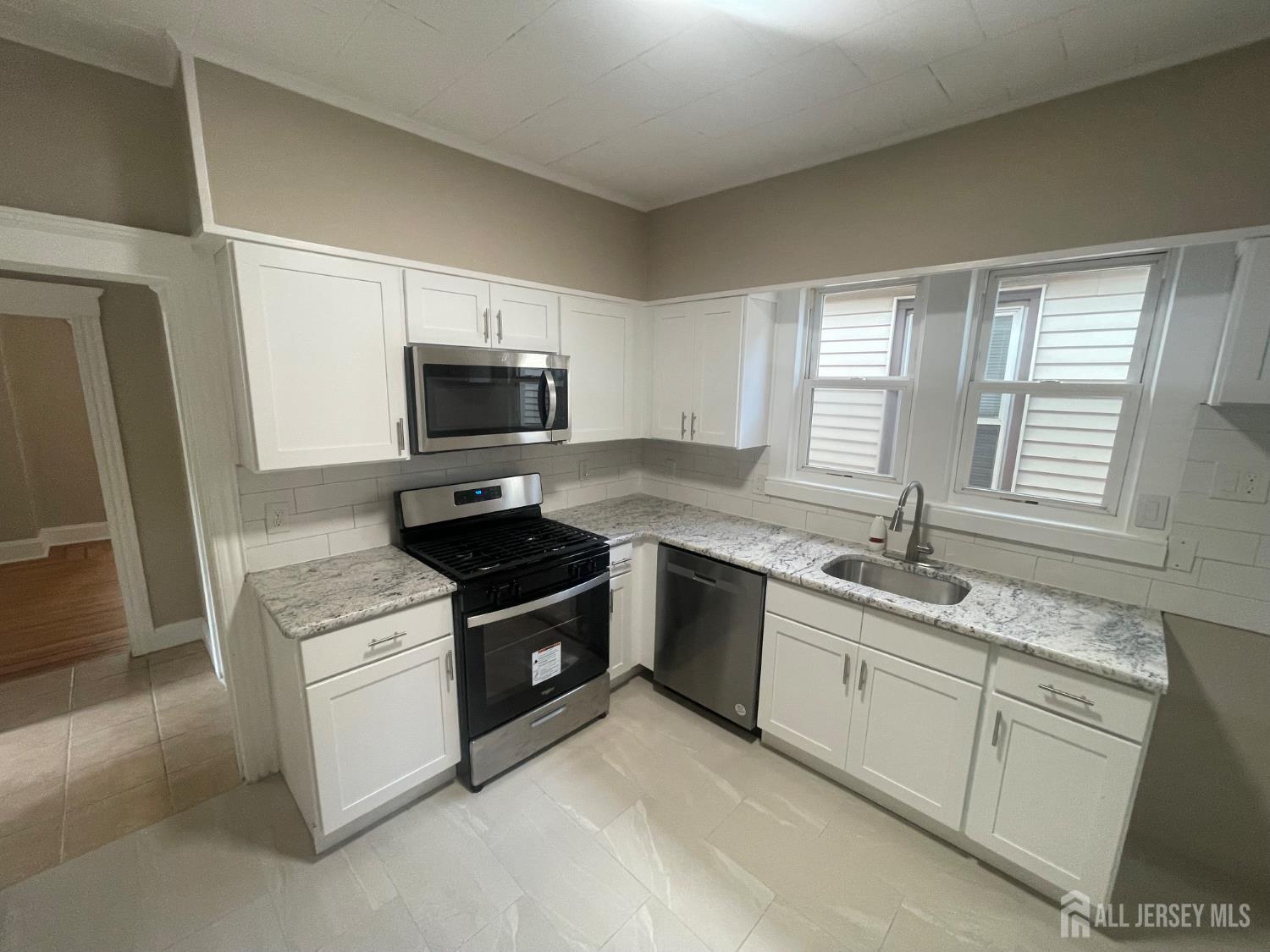 232 Hamilton Street, New Brunswick, NJ, 08901 image 9