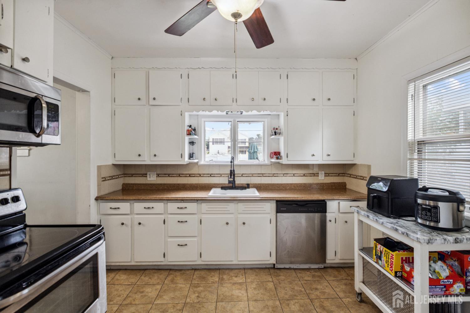 263 Bordentown Avenue, South Amboy, NJ, 08879 image 9