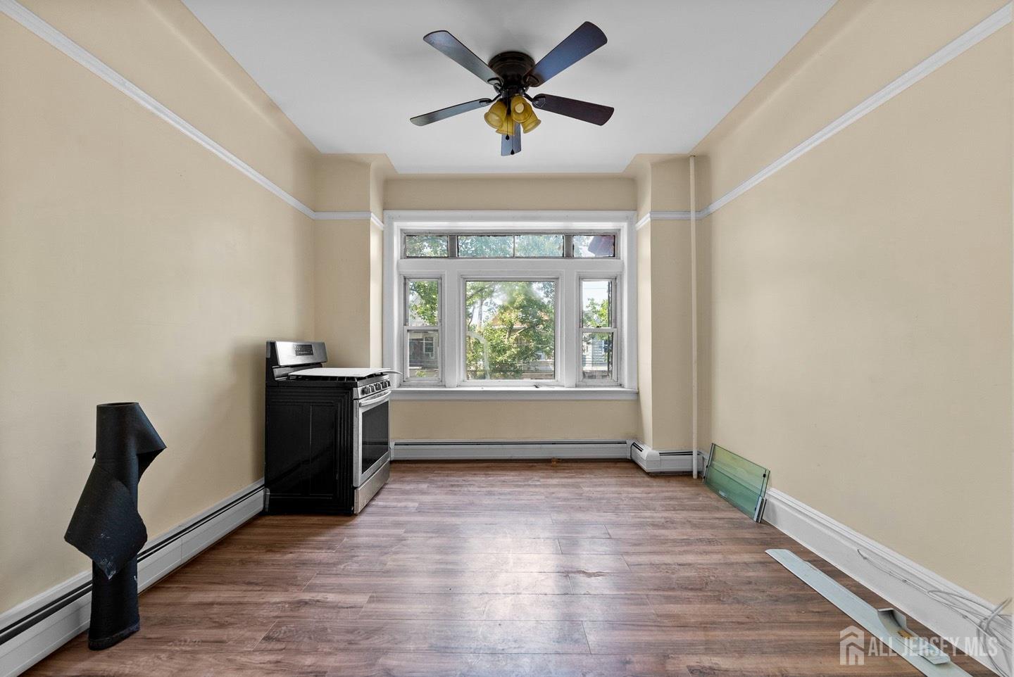 52 Wade Street, Jersey City, NJ, 07305 image 10