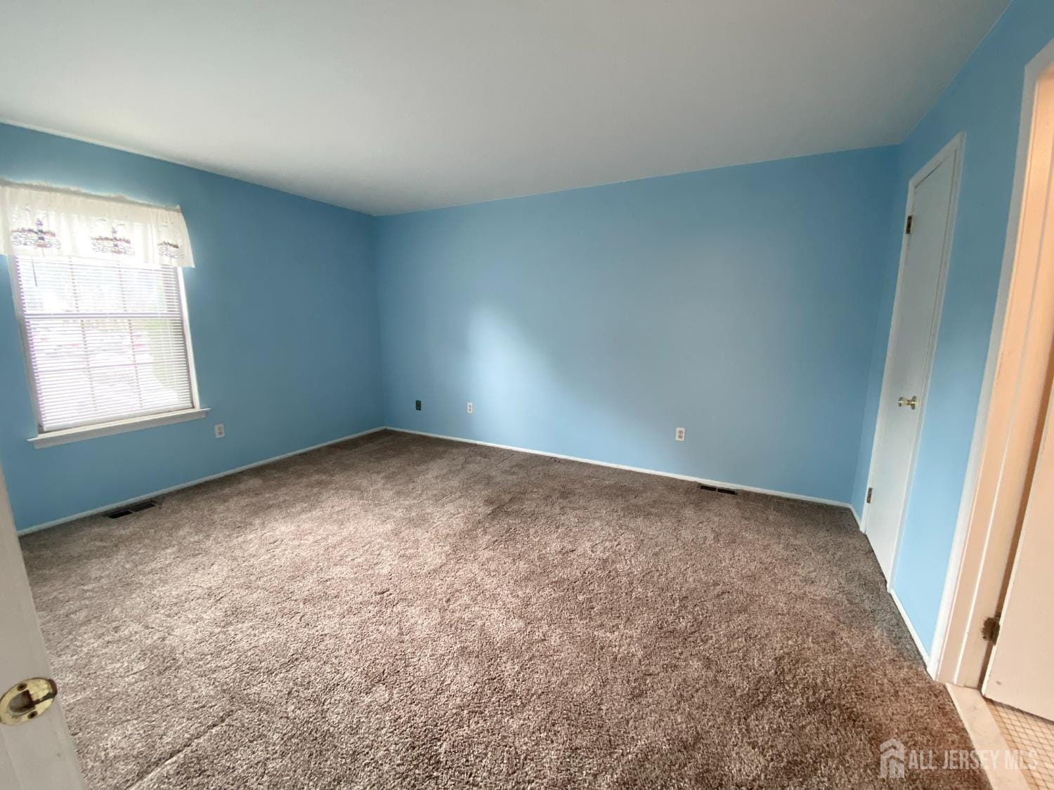 33 Foxhall Street B, Middlesex, NJ, 08846 image 11