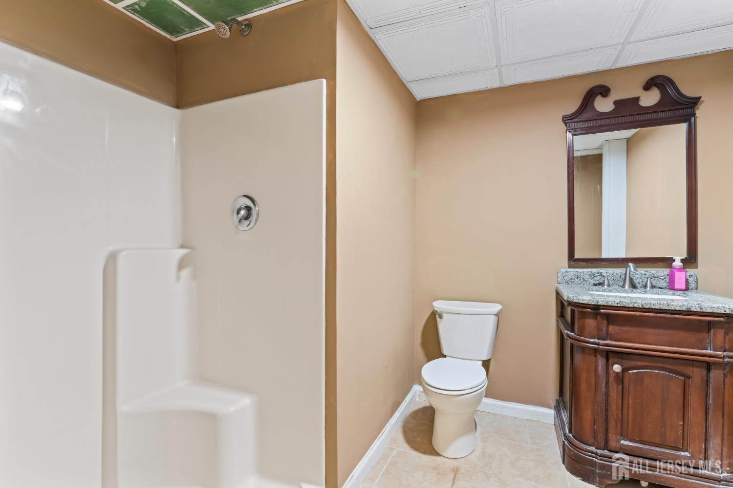 76 9th Street, Middletown, NJ, 07718 image 28