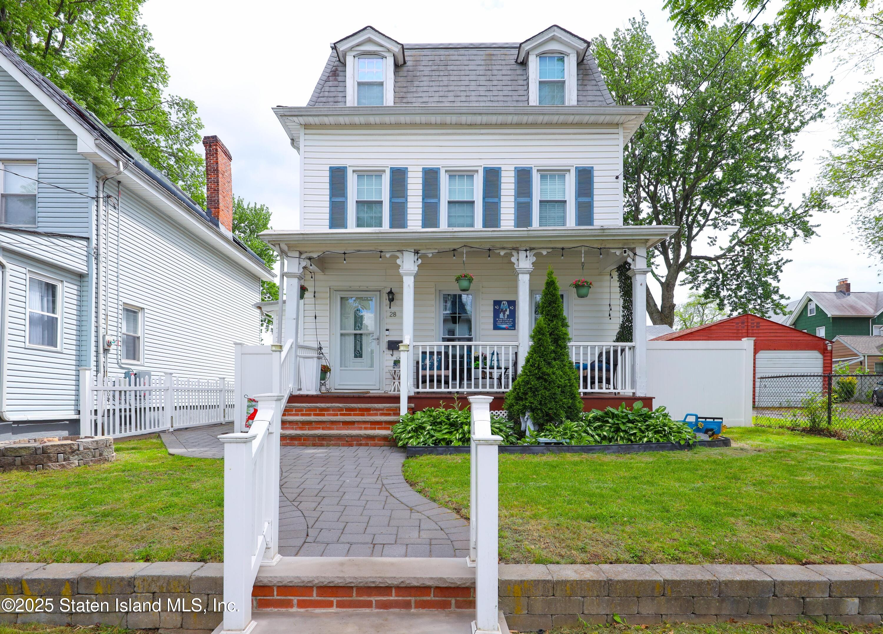 28 Trinity Place Image 1