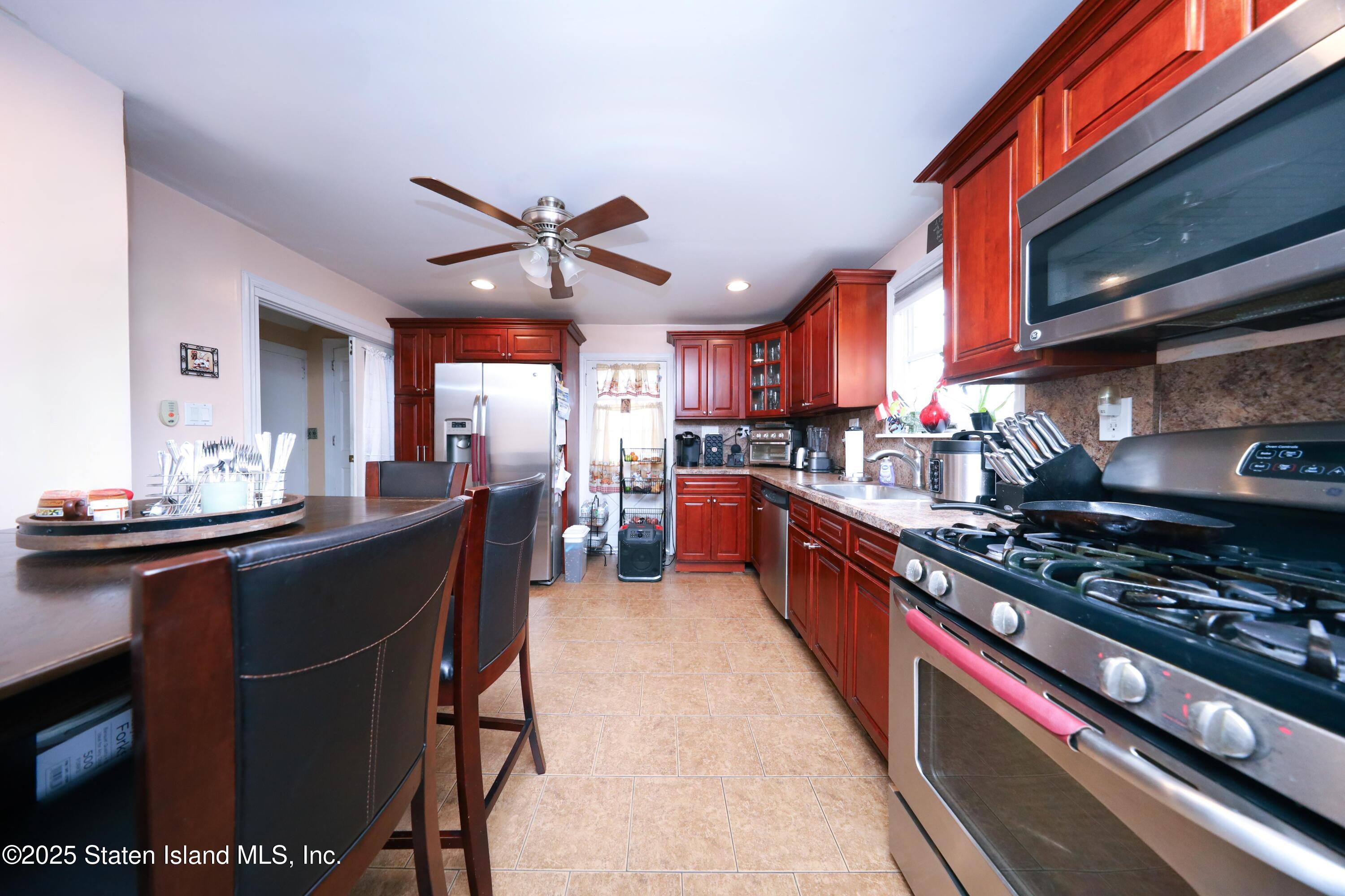 28 Trinity Place, Staten Island, NY, 10310 image 8