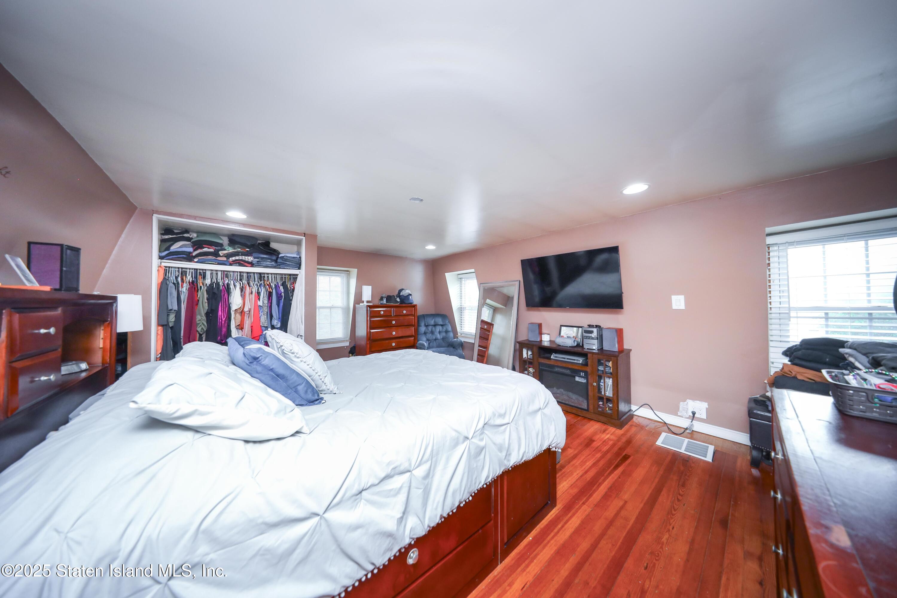 28 Trinity Place, Staten Island, NY, 10310 image 14