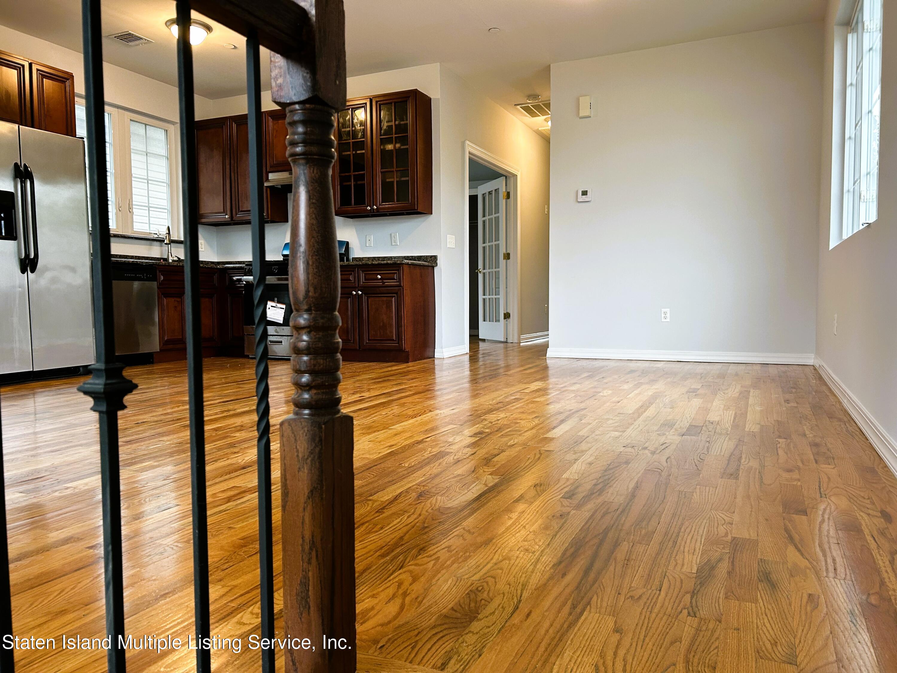 186 Dixon Avenue, Staten Island, NY, 10303 image 22