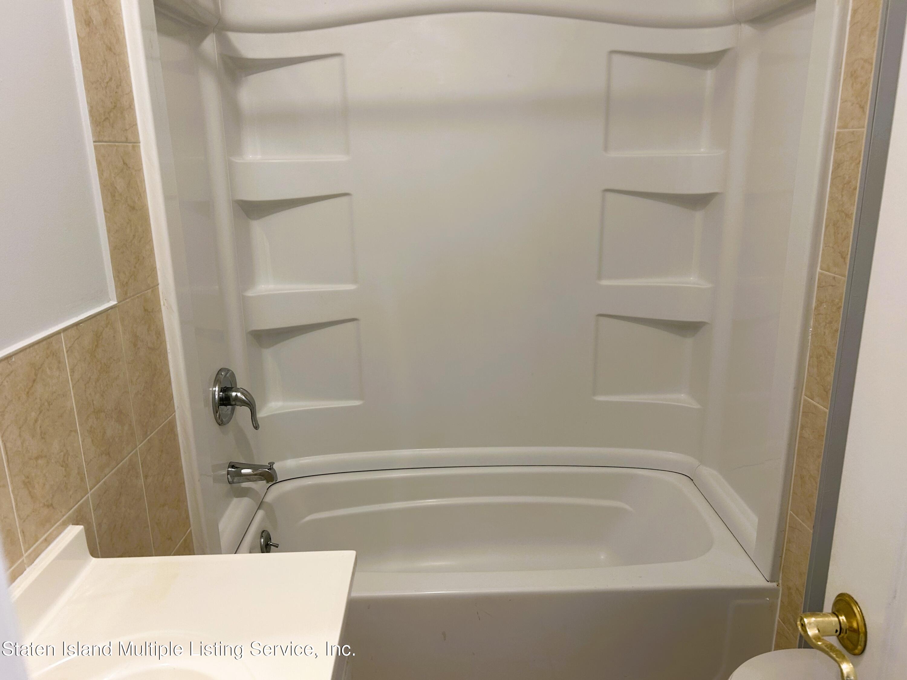 186 Dixon Avenue, Staten Island, NY, 10303 image 24