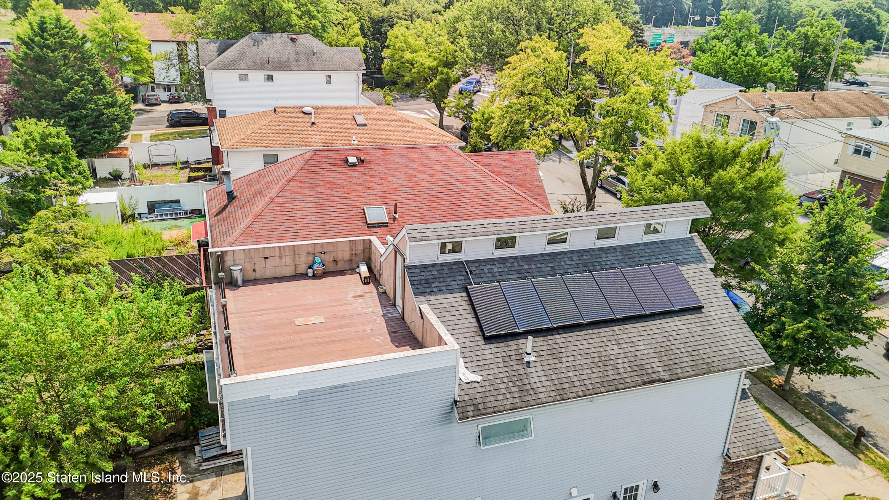 47 Rockwell Avenue Image 5