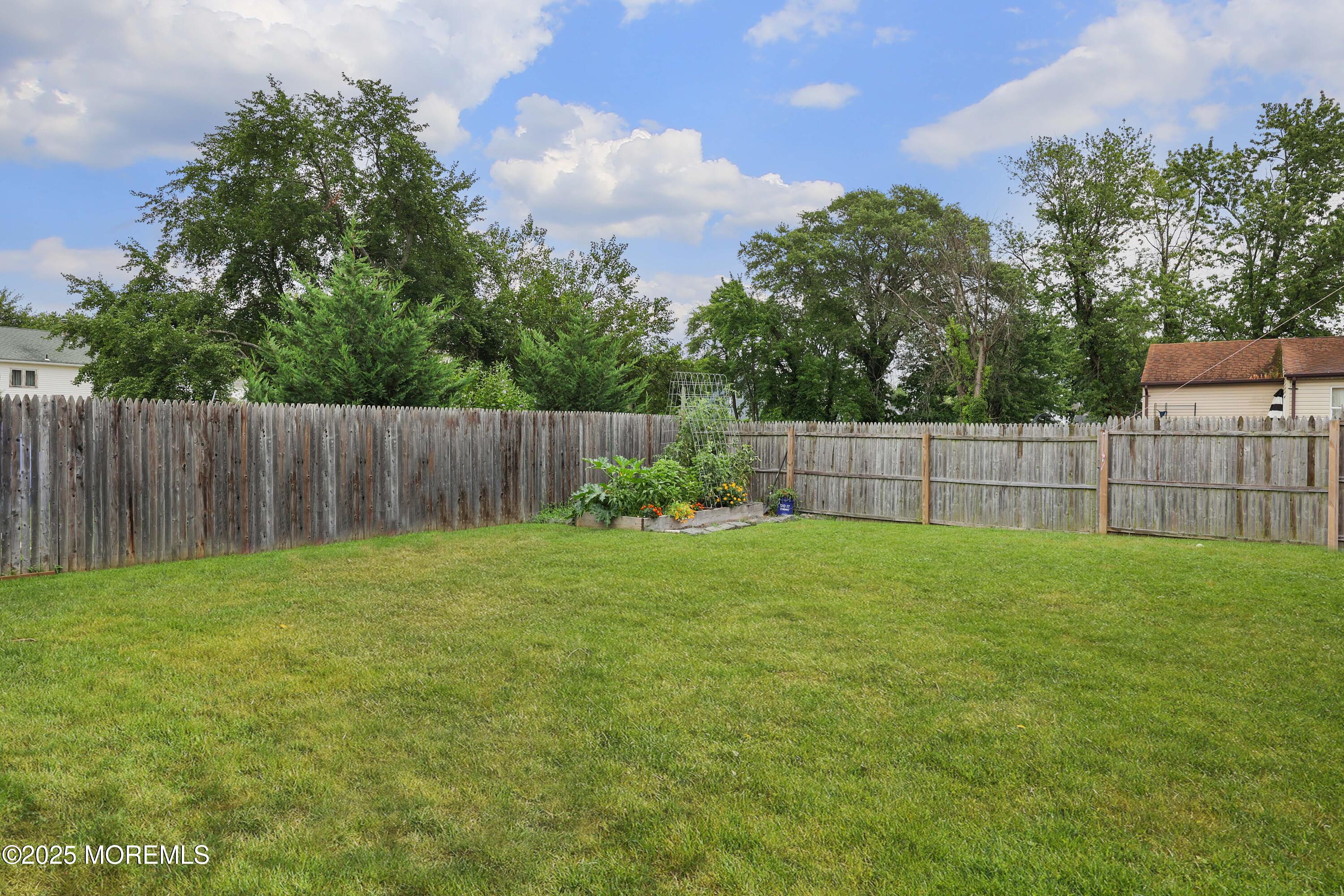 19 Collins Avenue, Port Monmouth, NJ, 07758 image 27
