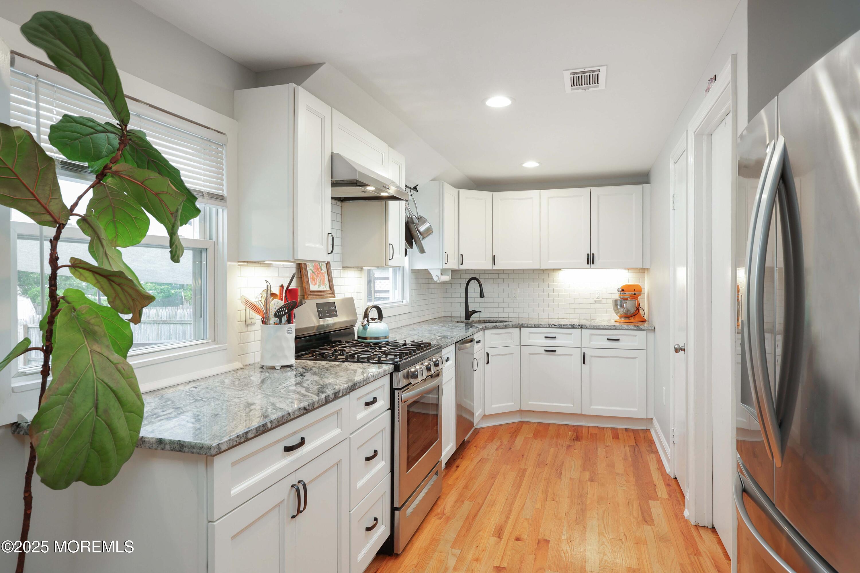 19 Collins Avenue, Port Monmouth, NJ, 07758 image 7