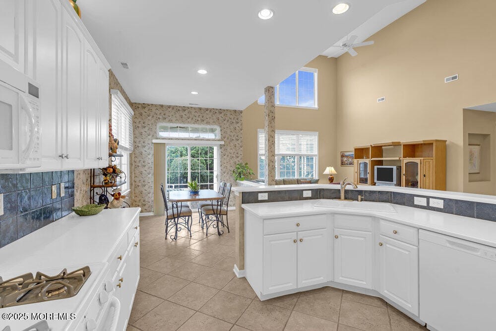 7 Hogan Way, Monroe, NJ, 08831 image 14