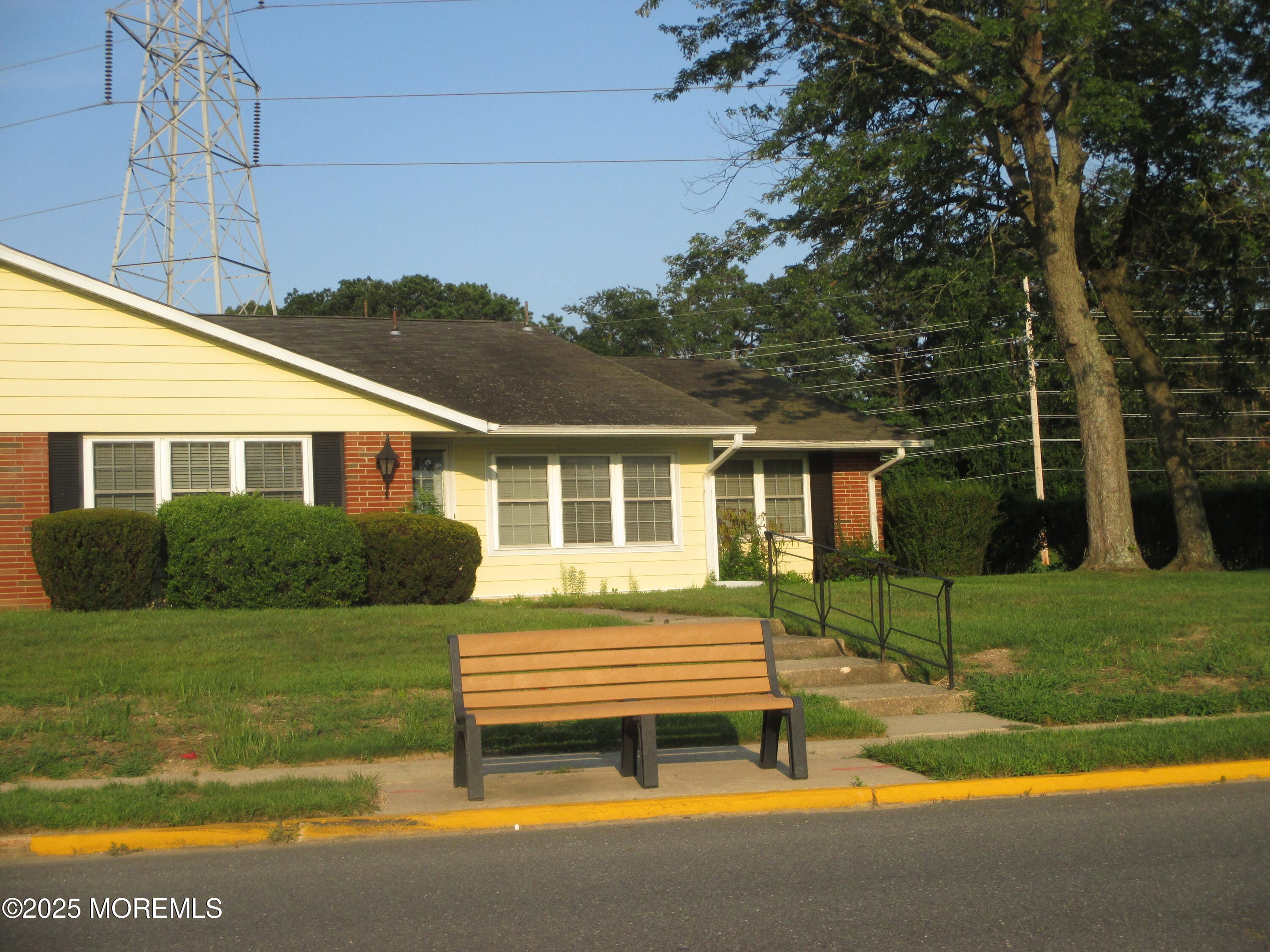 350B Dorchester Drive B Image 1