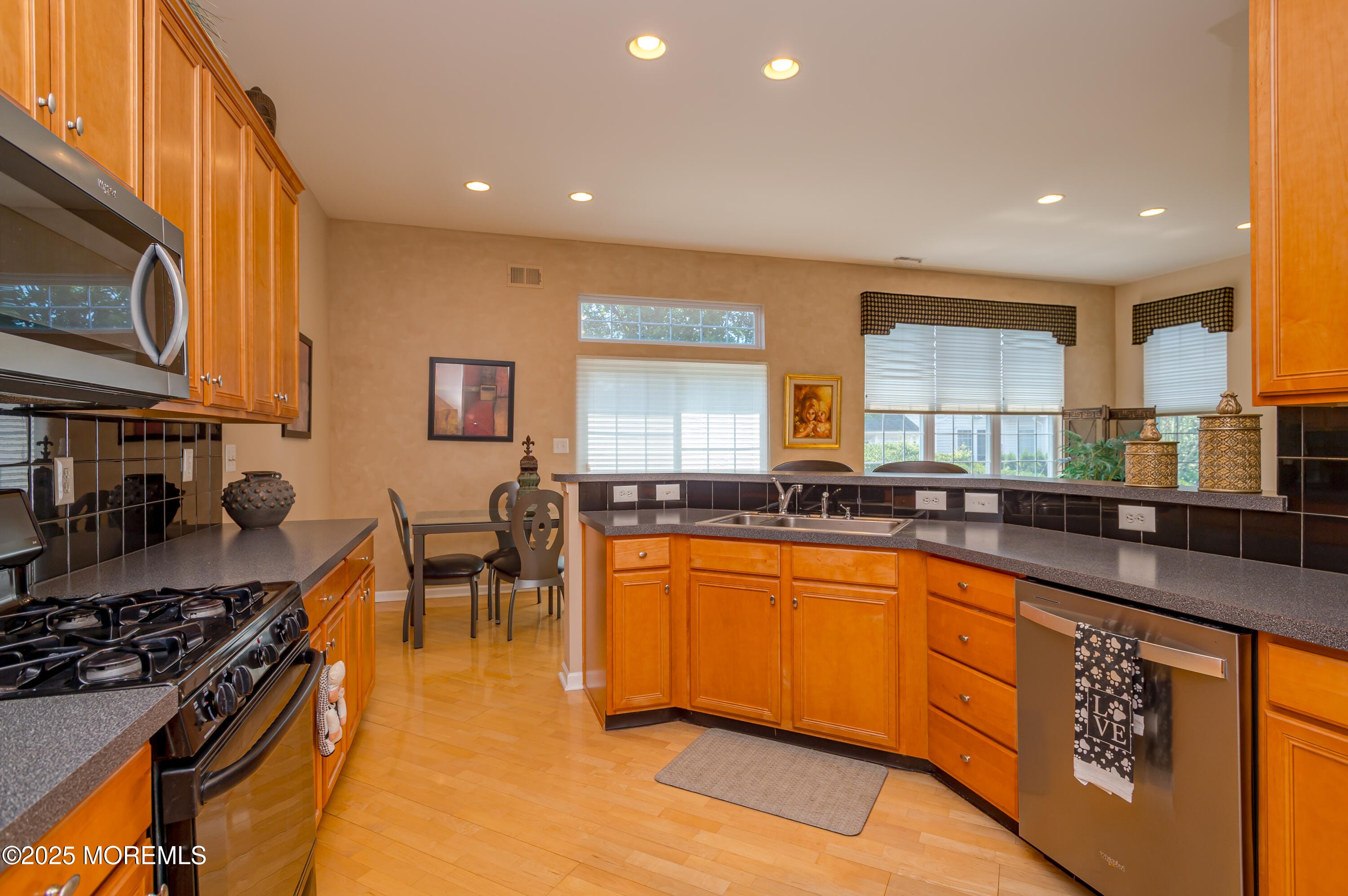 59 Turnberry Drive Image 4