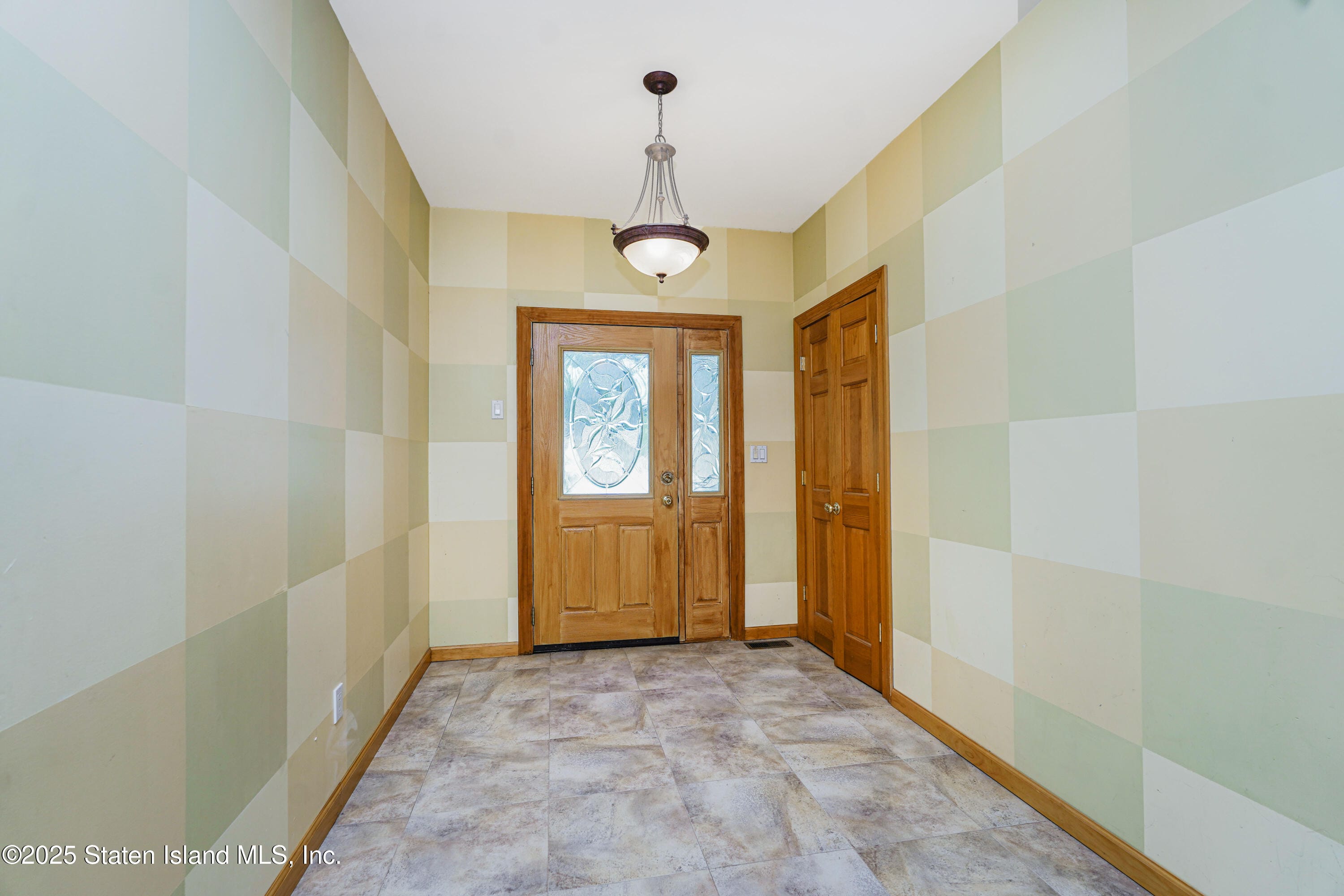 528 Rathbun Avenue Image 2