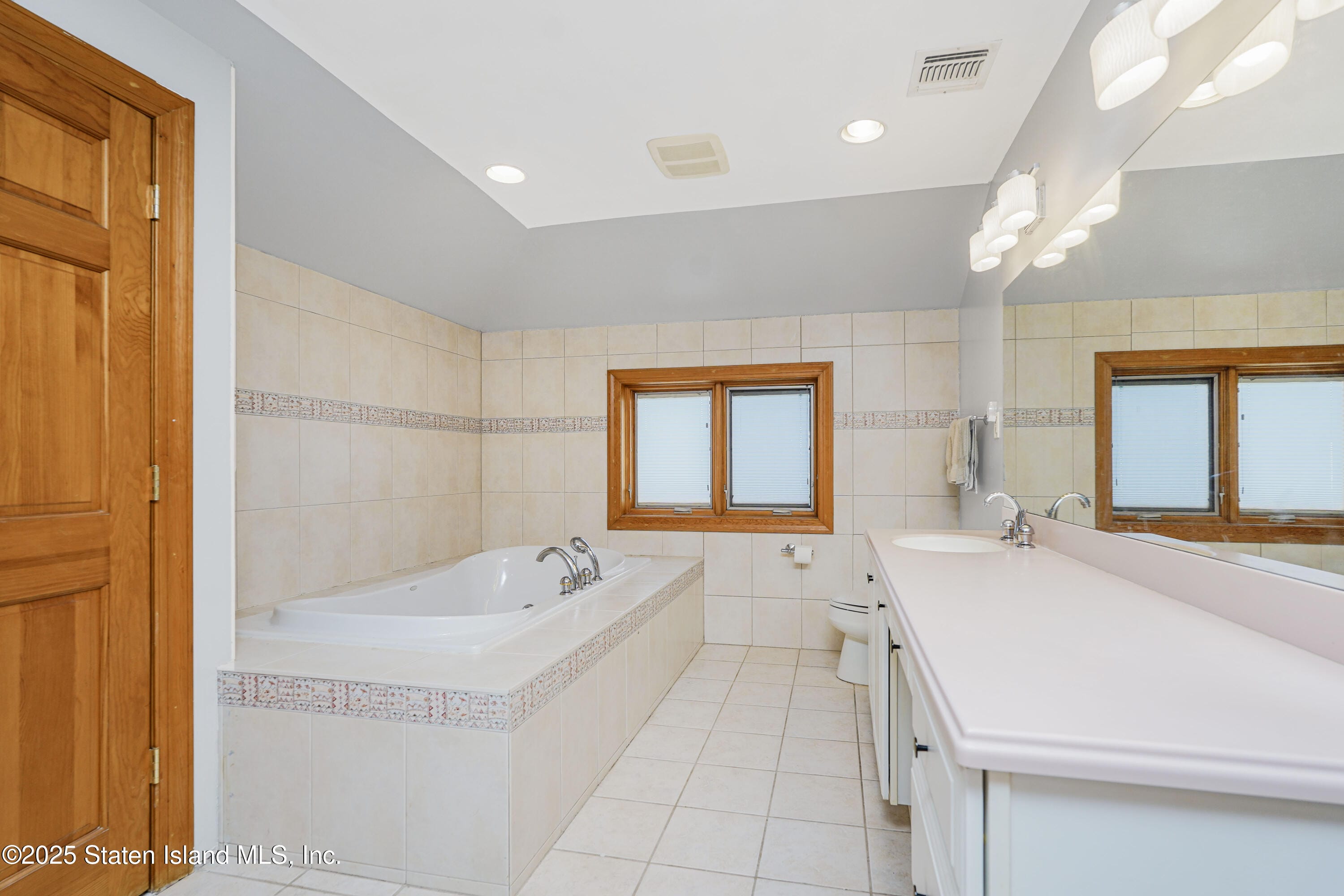 528 Rathbun Avenue, Staten Island, NY, 10312 image 16