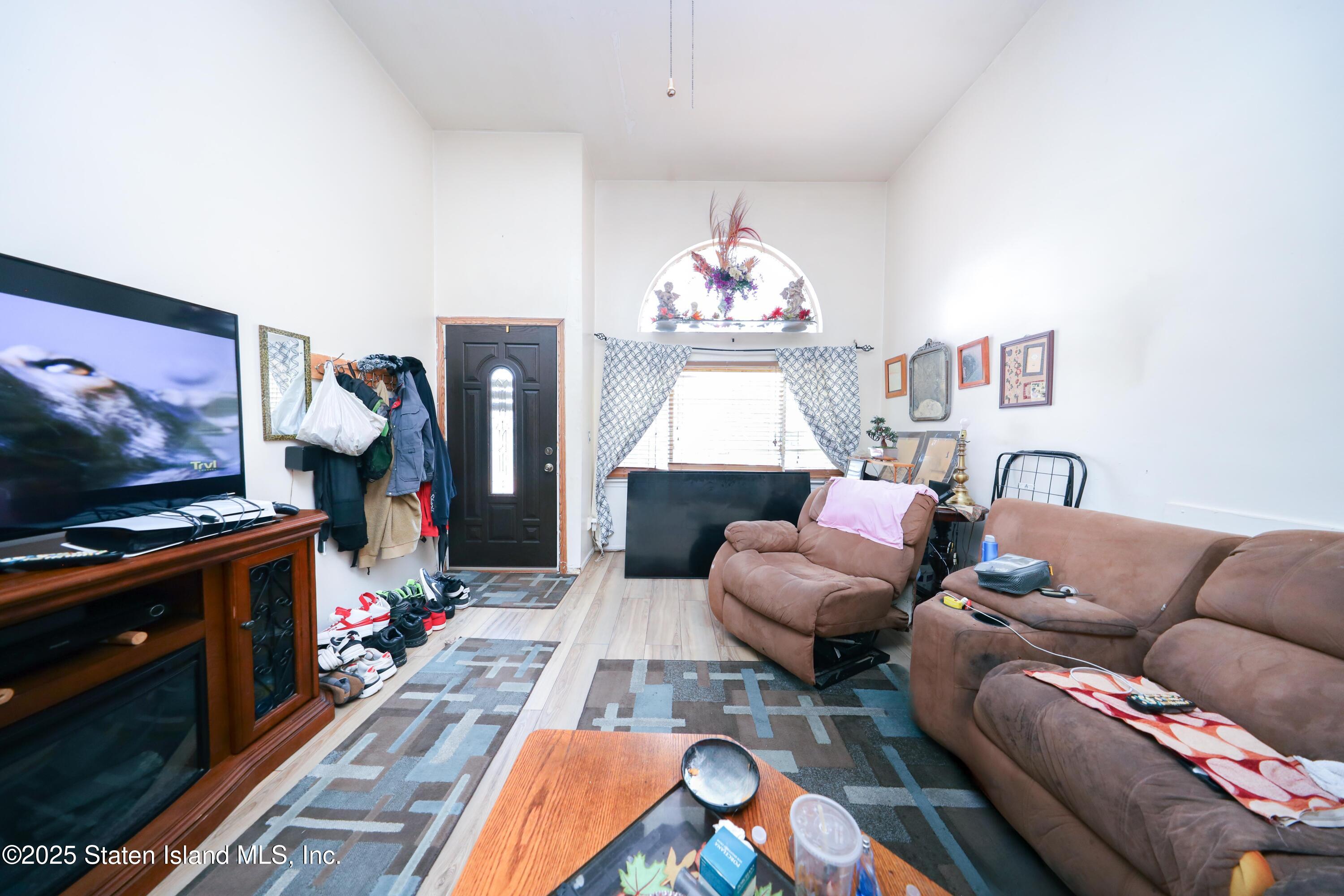 79 New Lane, Staten Island, NY, 10305 image 6