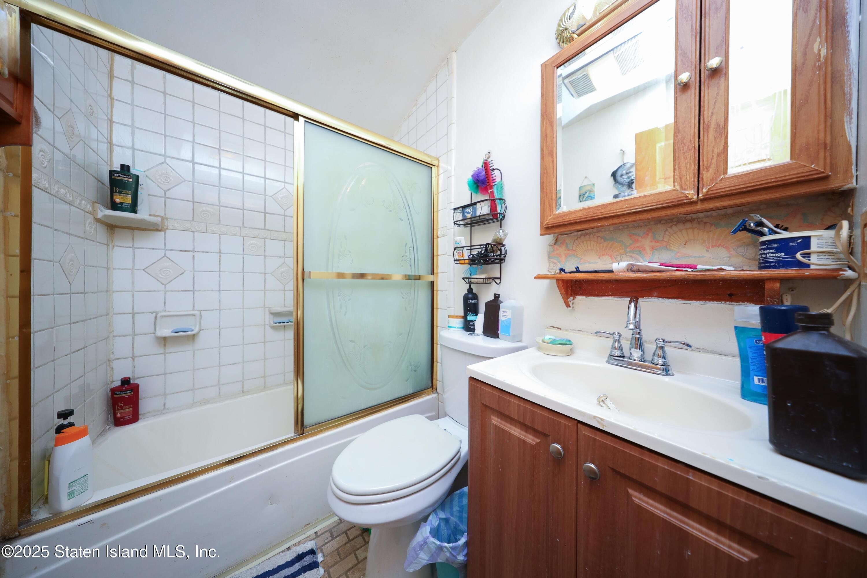 79 New Lane, Staten Island, NY, 10305 image 16