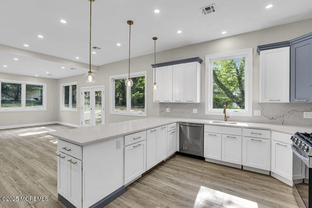 241 W Farms Road, Farmingdale, NJ, 07727 image 24