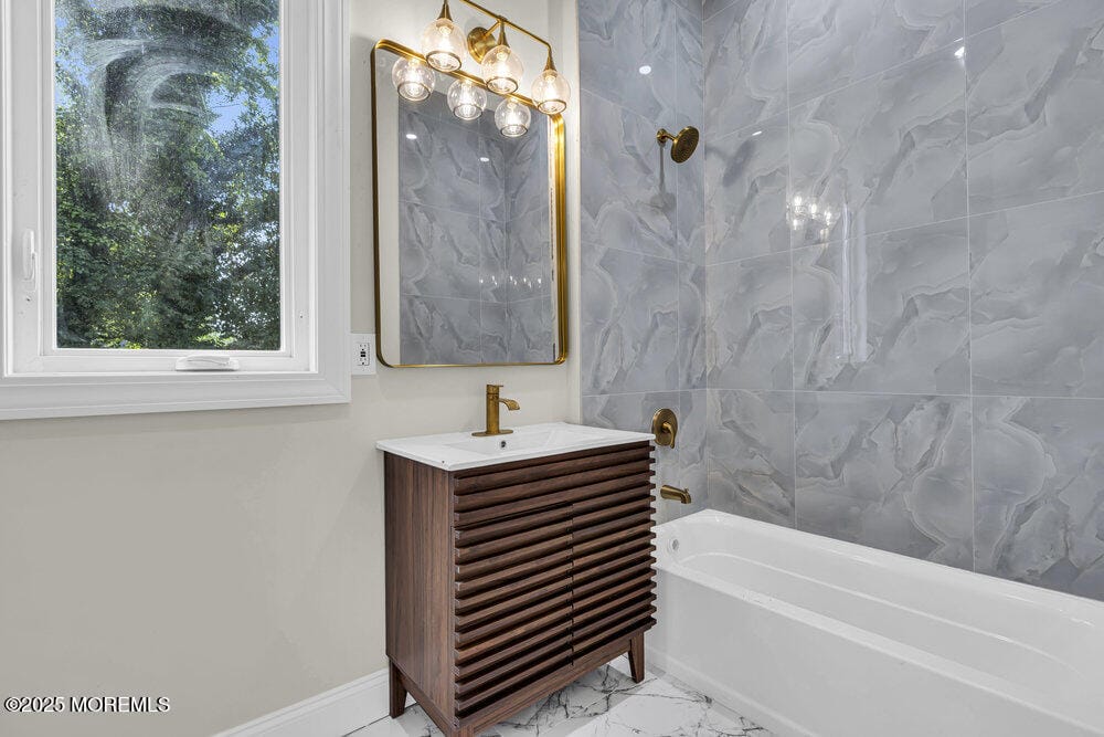 241 W Farms Road, Farmingdale, NJ, 07727 image 29
