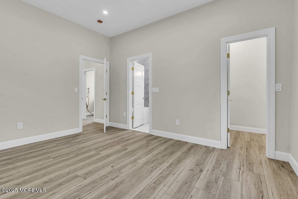 241 W Farms Road, Farmingdale, NJ, 07727 image 32