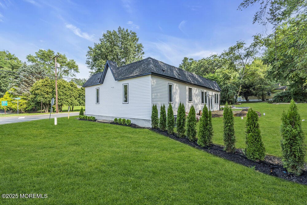241 W Farms Road, Farmingdale, NJ, 07727 image 39