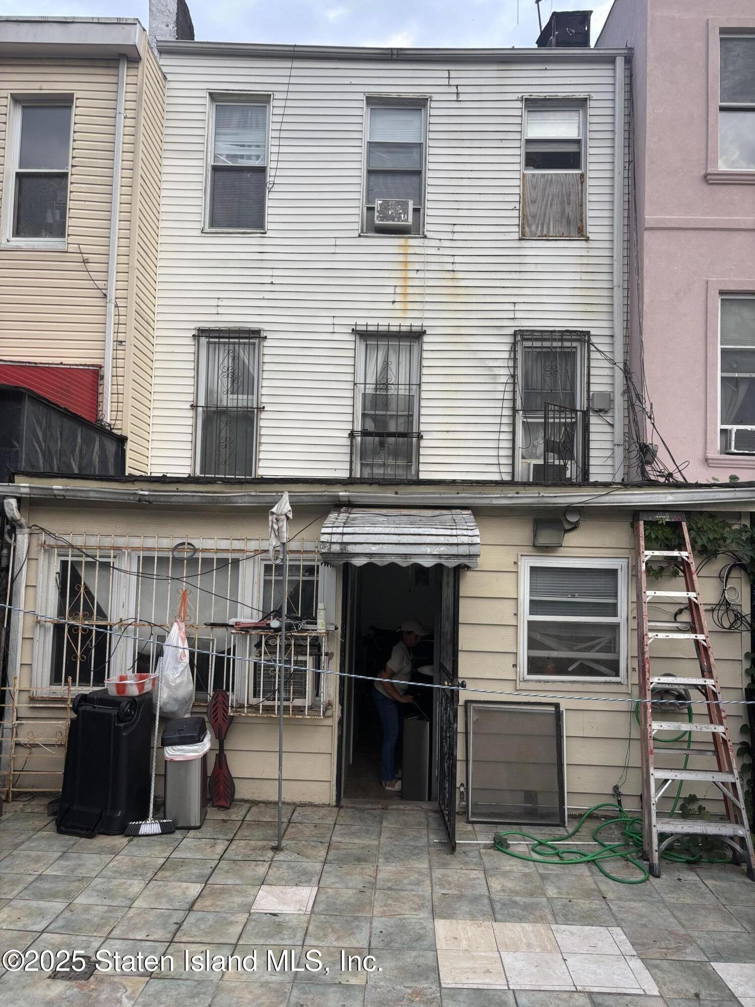 445 53rd Street Image 3