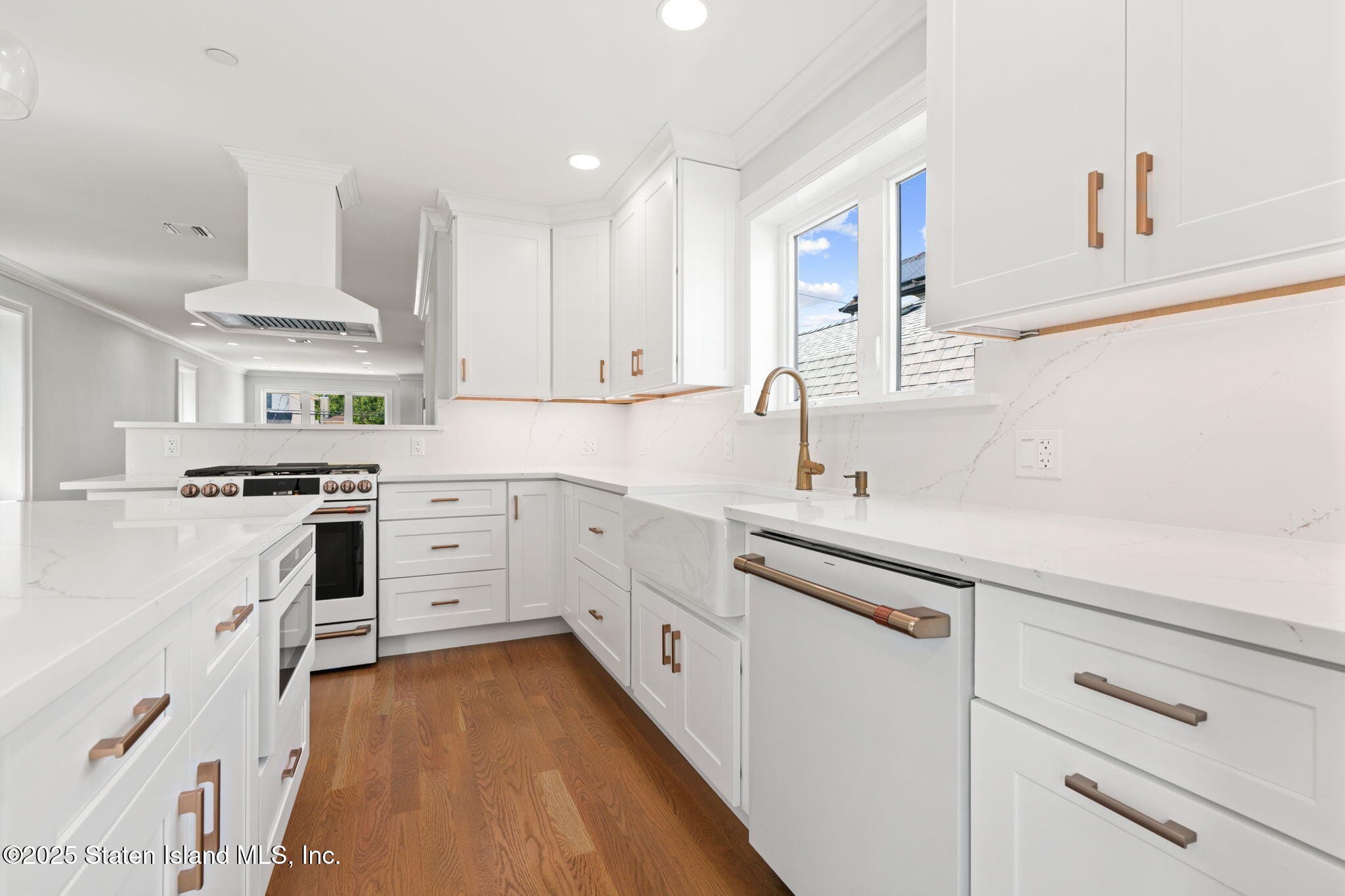 443 Manhattan Street, Staten Island, NY, 10307 image 13