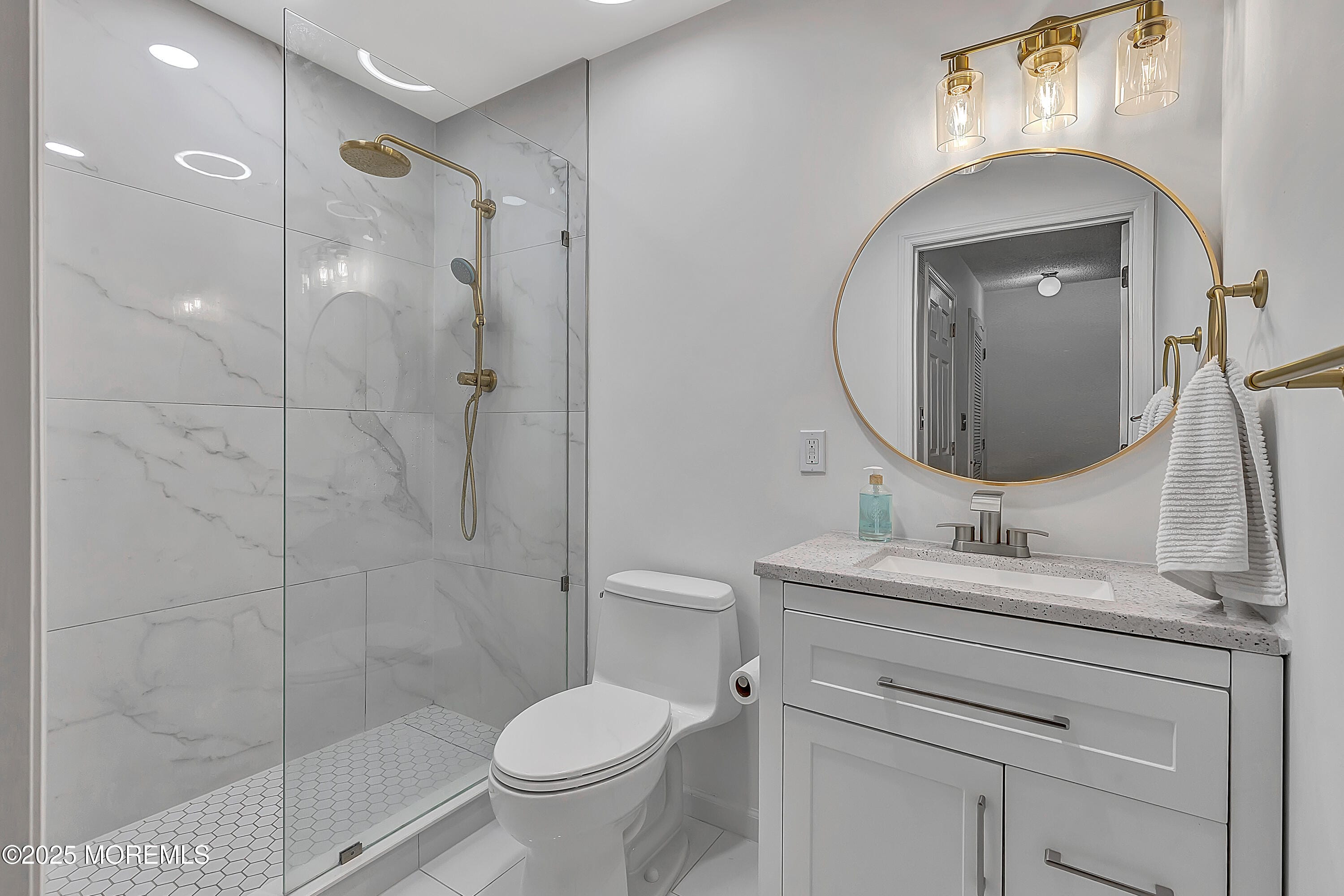 69 Madison Court, Tinton Falls, NJ, 07712 image 23