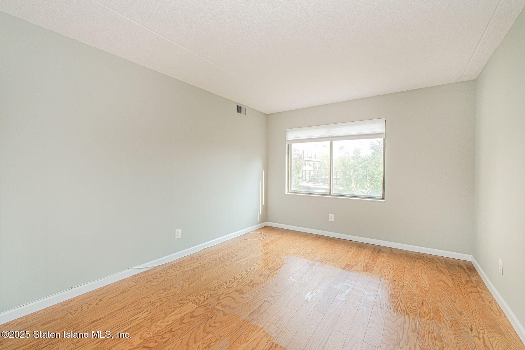 11 Windham Loop 2cc, Staten Island, NY, 10314 image 13