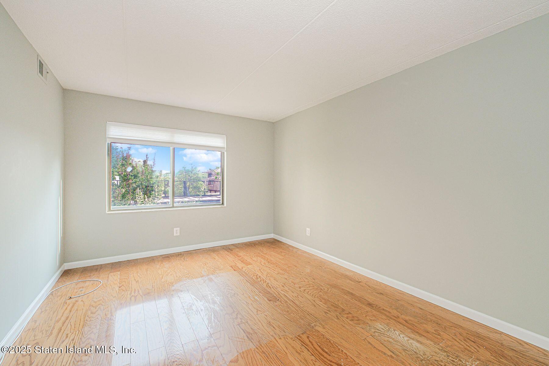 11 Windham Loop 2cc, Staten Island, NY, 10314 image 14