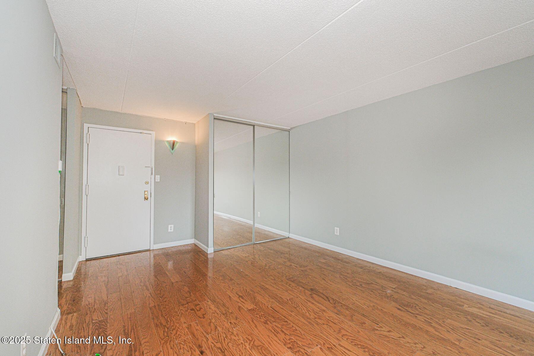 11 Windham Loop 2cc, Staten Island, NY, 10314 image 16