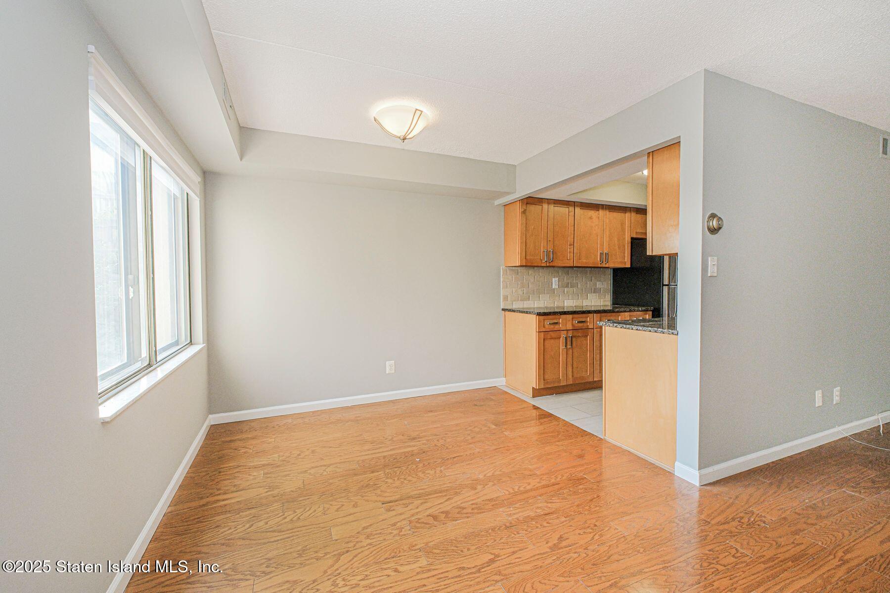 11 Windham Loop 2cc, Staten Island, NY, 10314 image 9