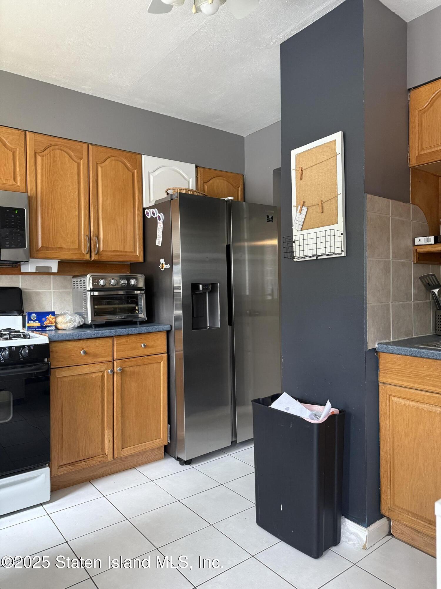 271 Nelson Avenue B Image 4