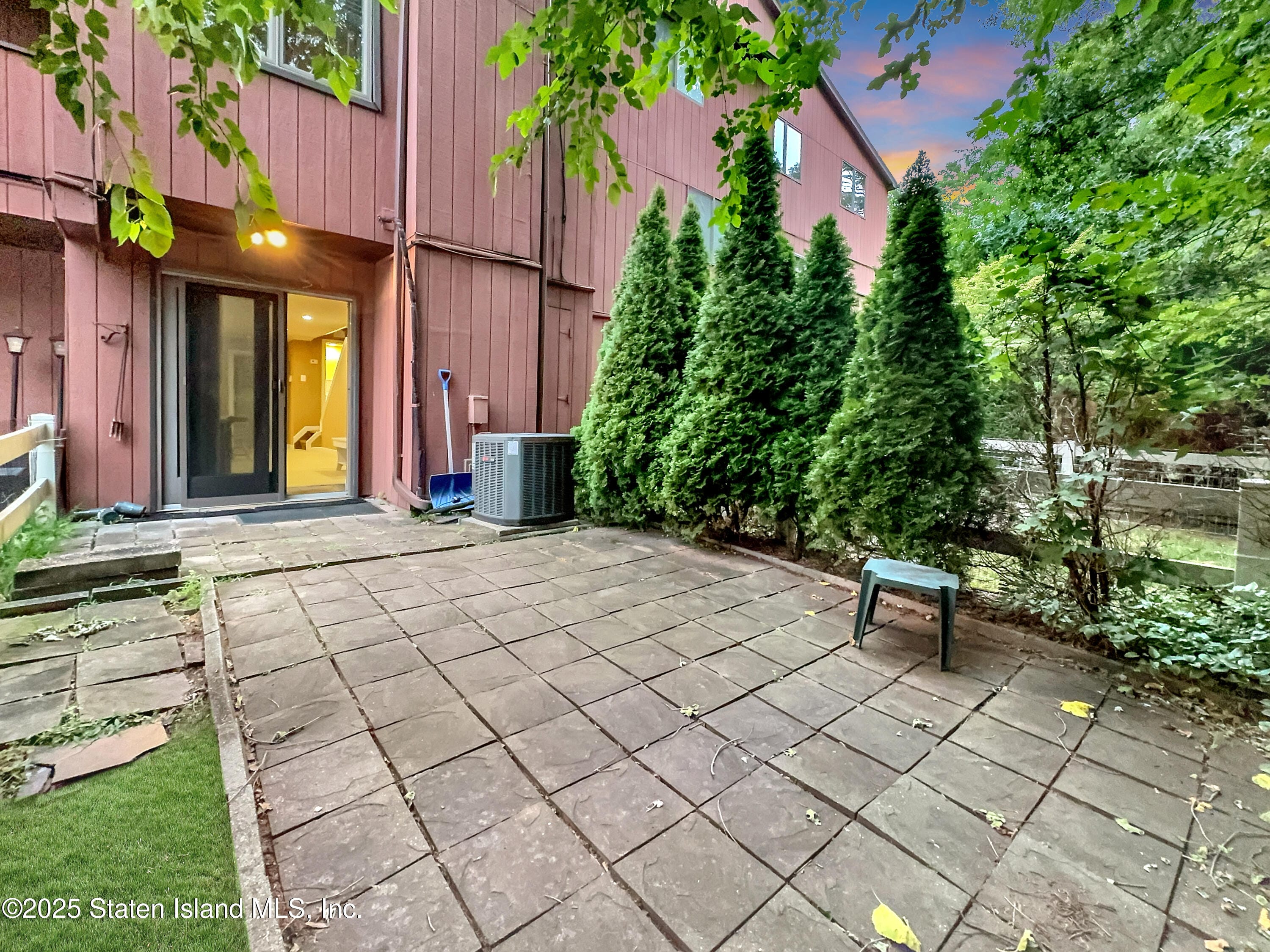 31 Alan Loop, Staten Island, NY, 10304 image 22