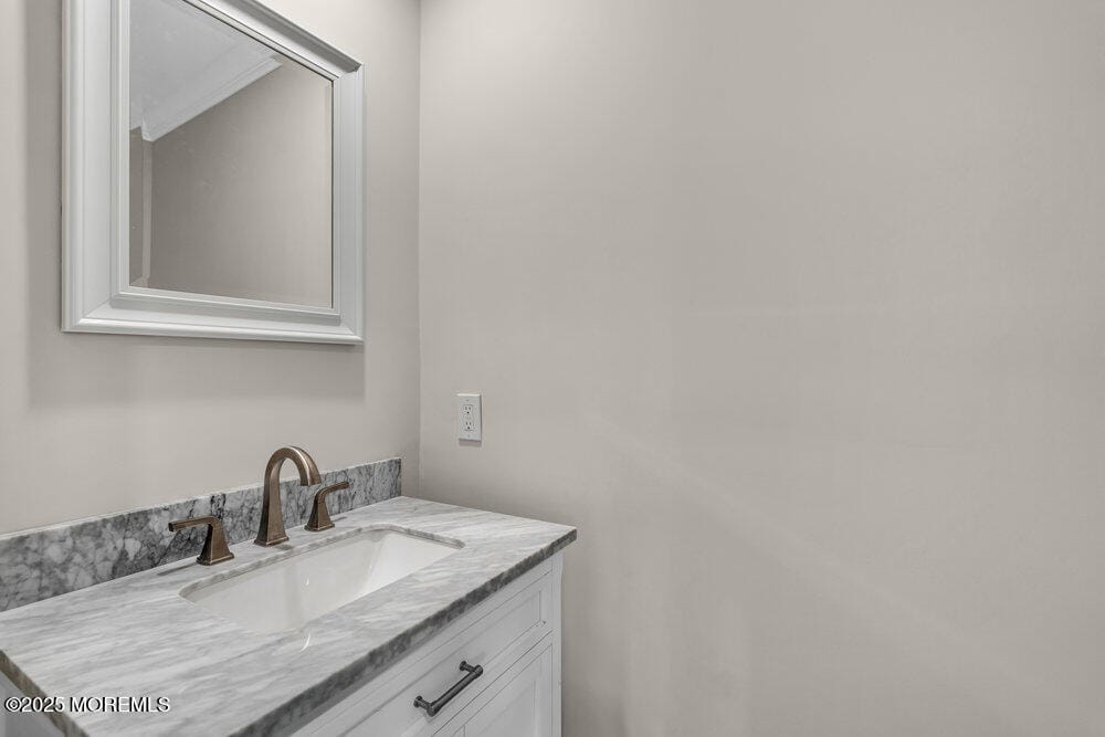 8 Imperia Place, Aberdeen, NJ, 07747 image 33