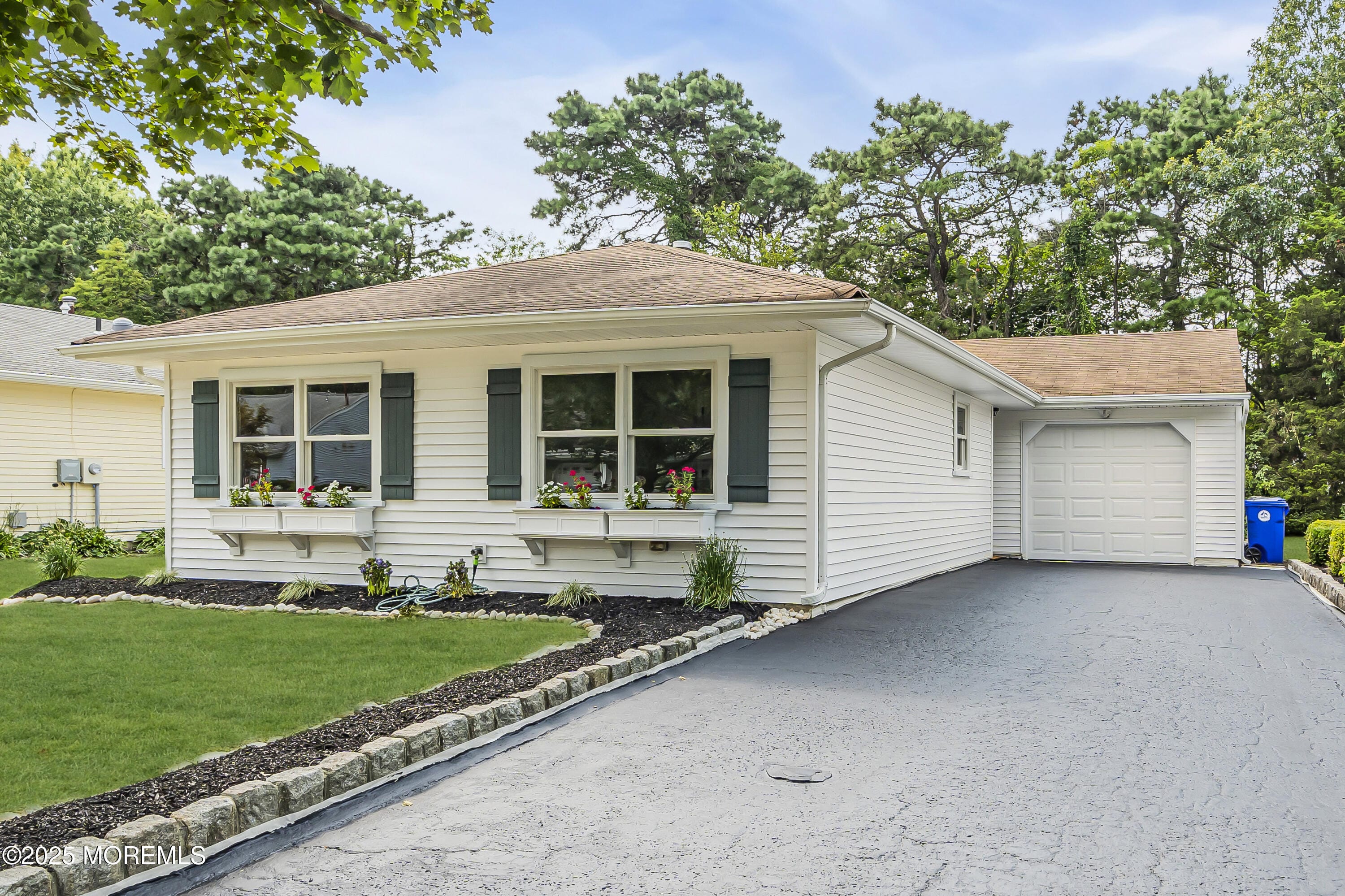 32 Mariner Place Image 2