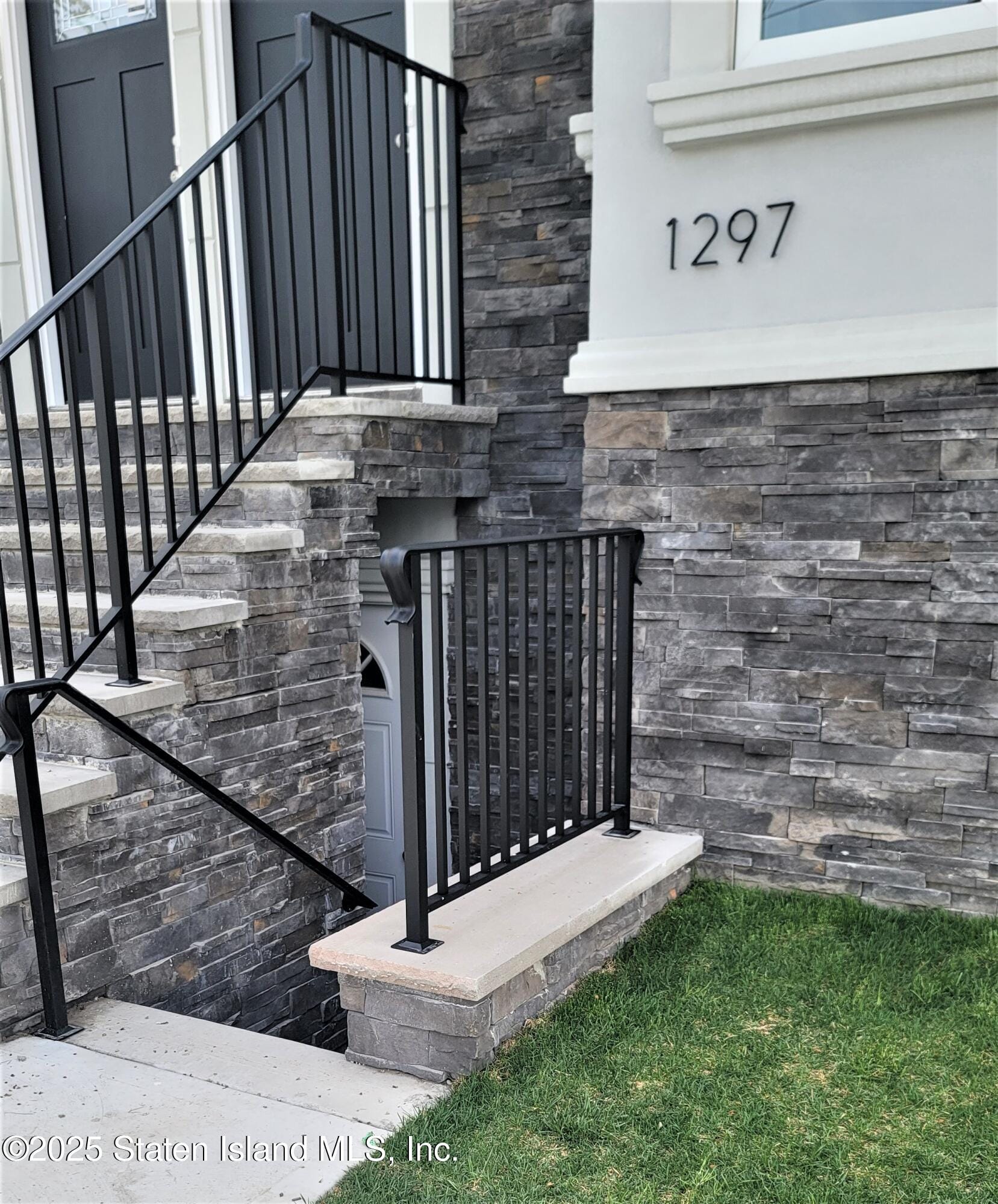 1297 Richmond Avenue Image 2