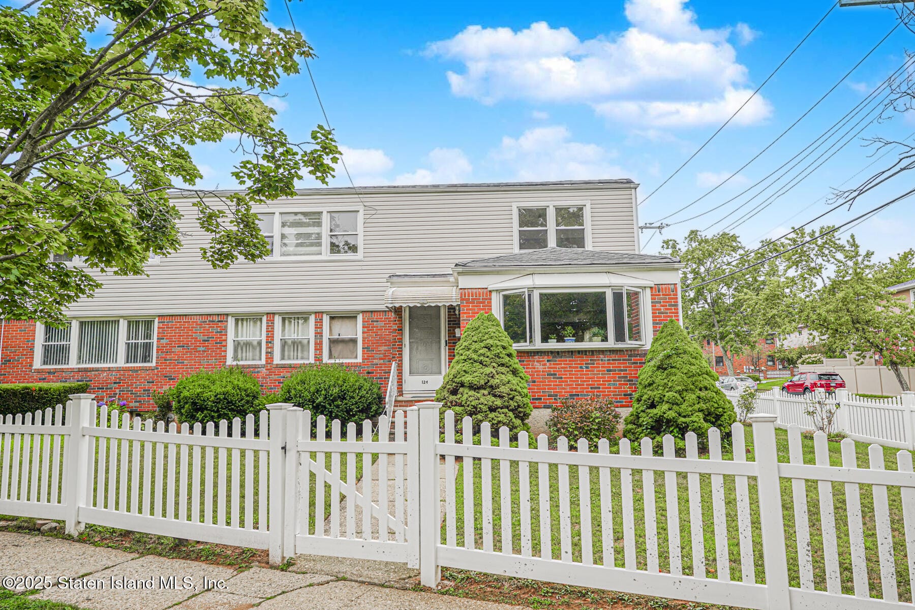 124 Dutchess Avenue Image 2