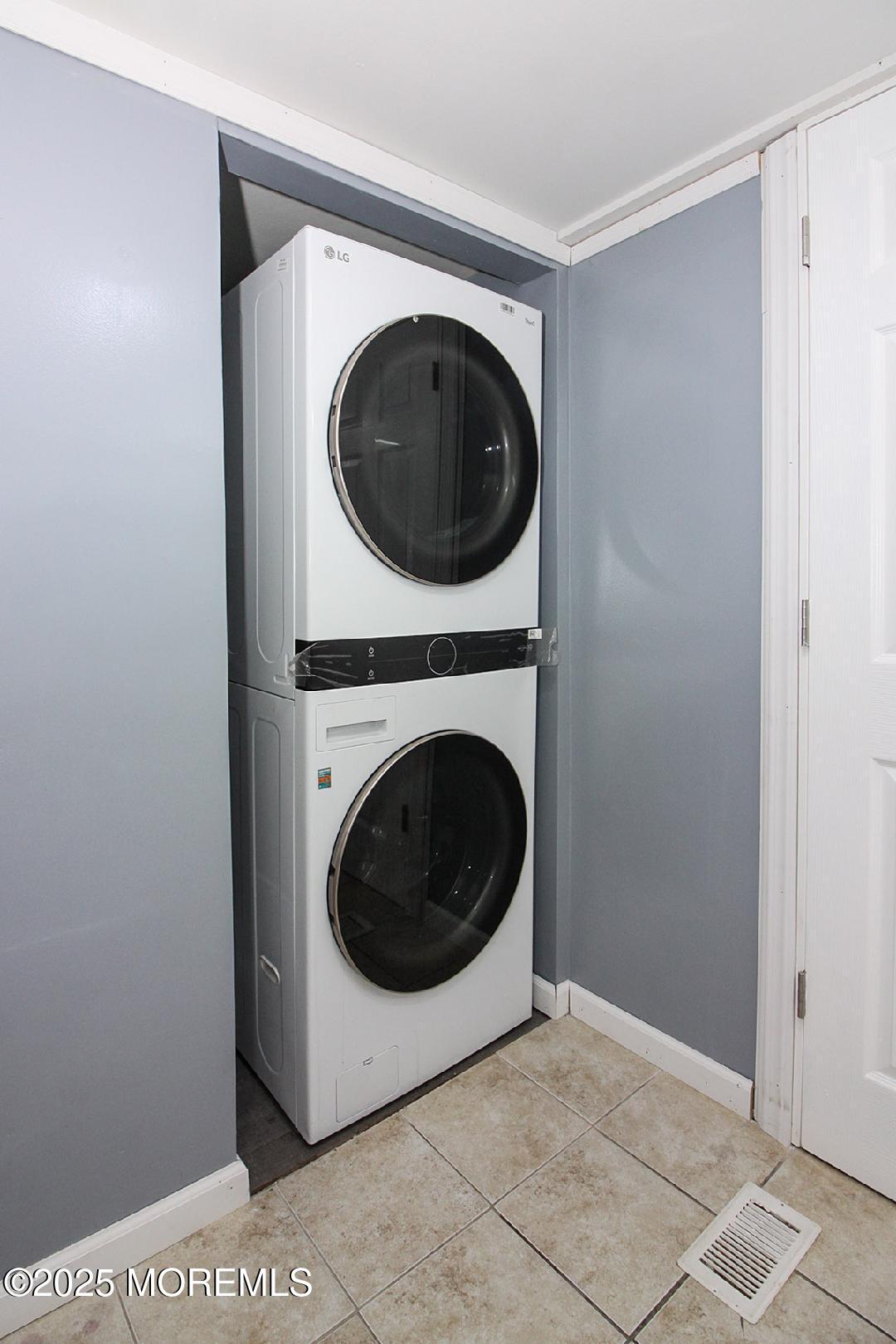 Windeler Road, Howell, NJ, 07731 image 8