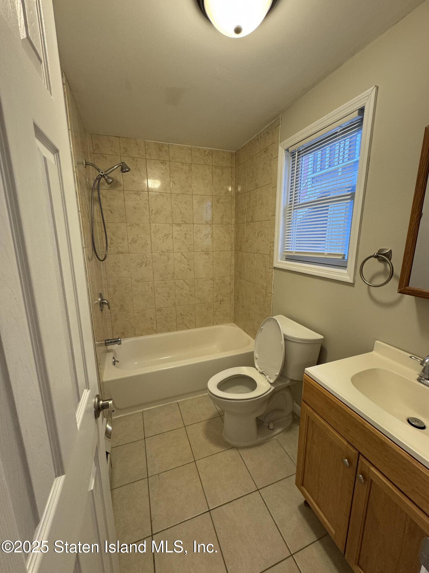 114 Baden Place, Staten Island, NY, 10306 image 16