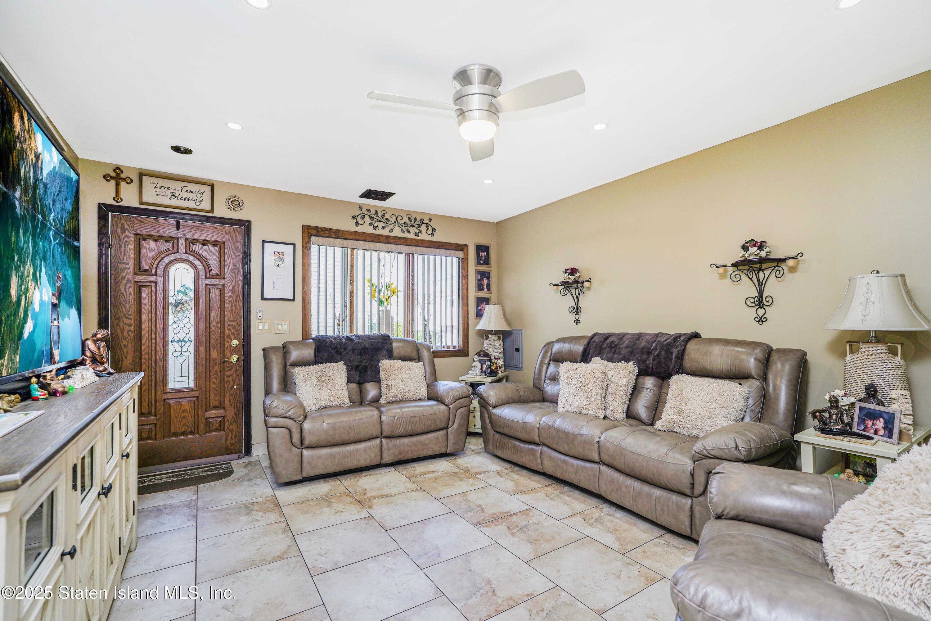 44 Betty Court, Staten Island, NY, 10303 image 7