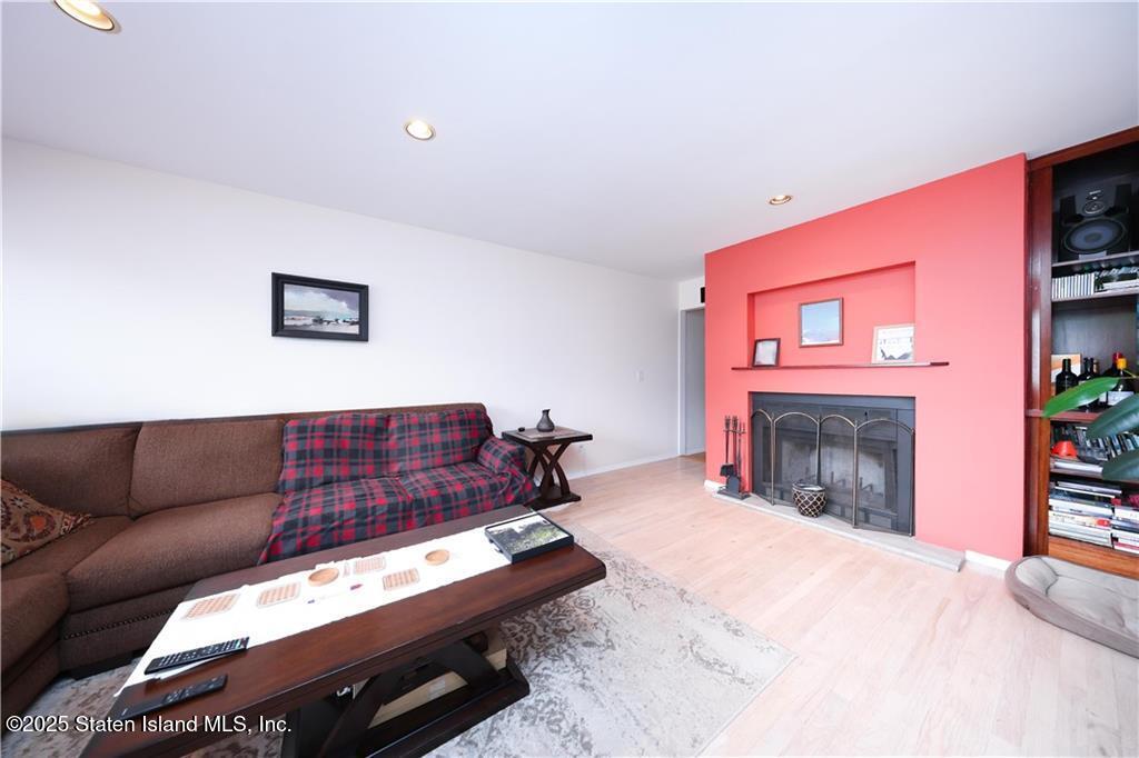 41 Lincoln Avenue Image 4