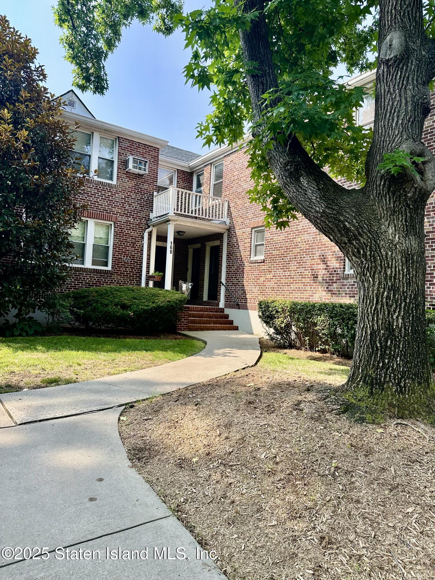 160 Bard Avenue 6a Image 2