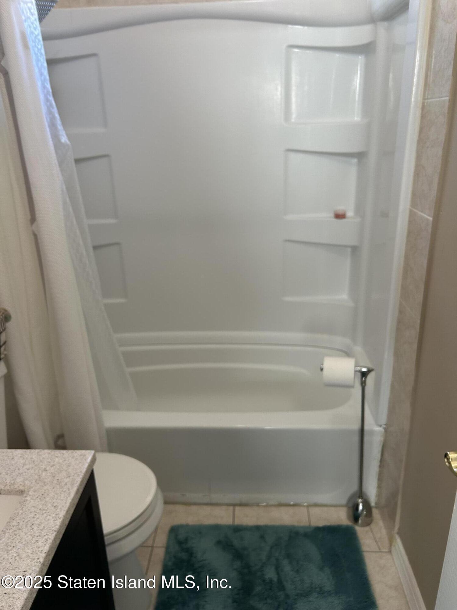 186 Dixon Avenue, Staten Island, NY, 10303 image 13
