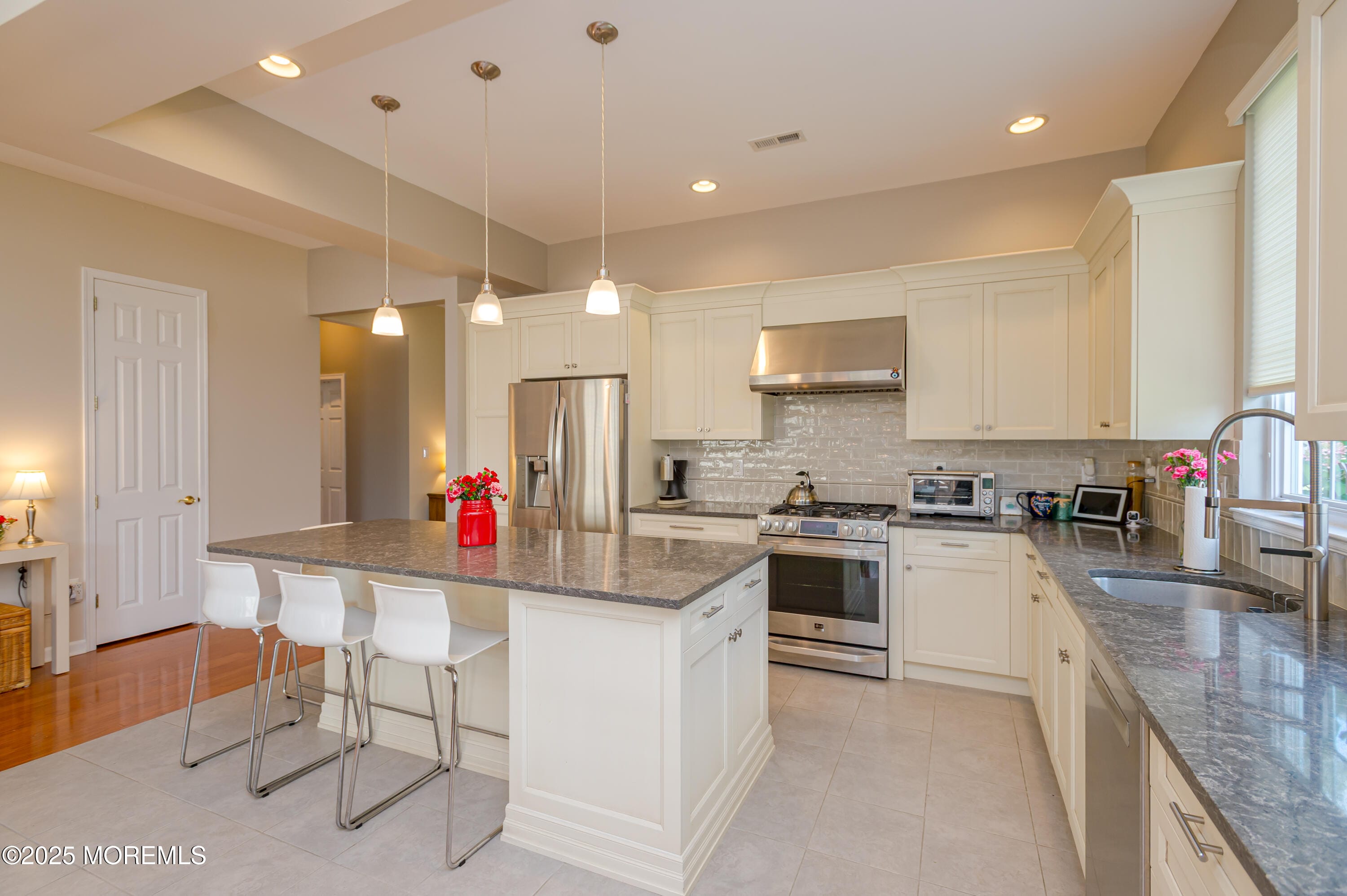 73 Turnberry Drive Image 1