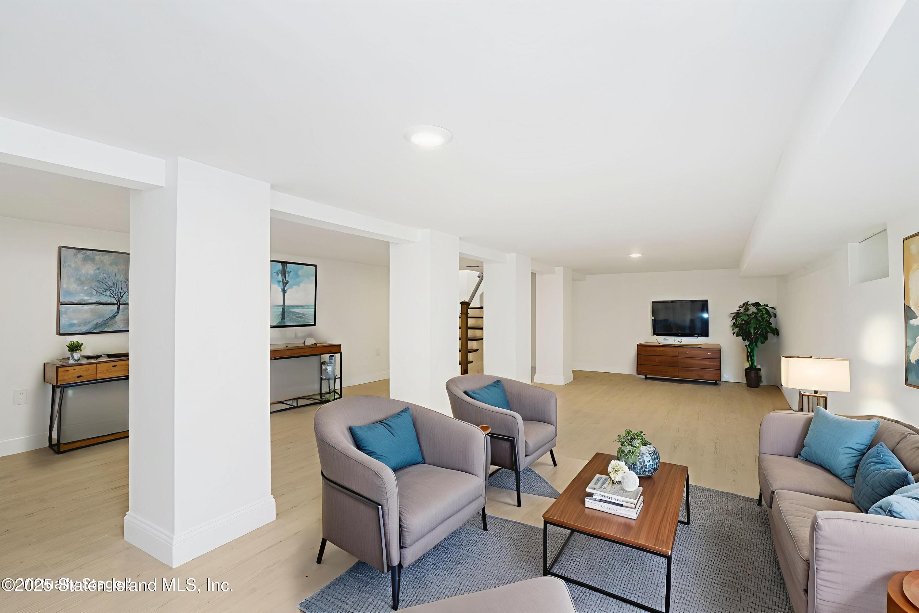 24-26 York Avenue, Staten Island, NY, 10301 image 20