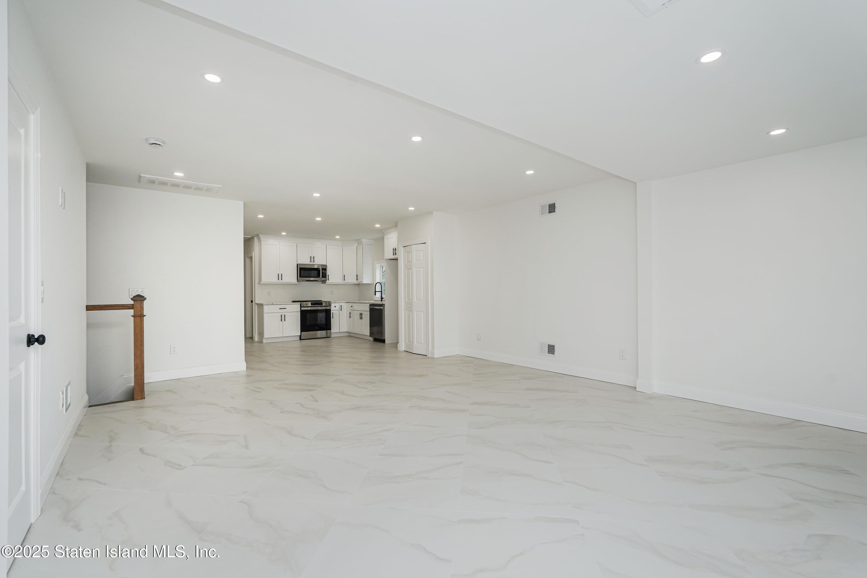 24-26 York Avenue Image 4