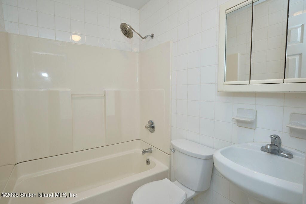400 Aspen Knolls Way B2, Staten Island, NY, 10312 image 10