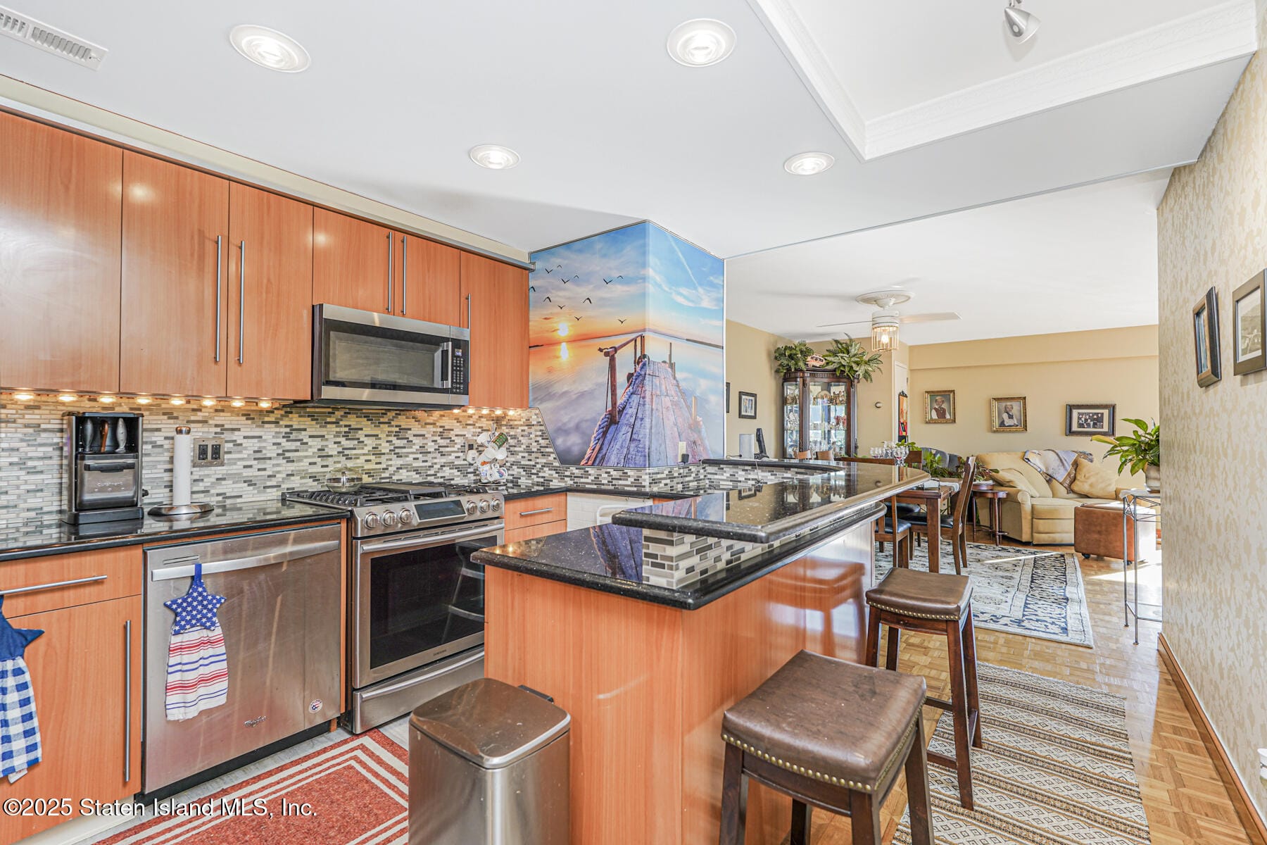 31 Hylan Boulevard 2d, Staten Island, NY, 10305 image 6